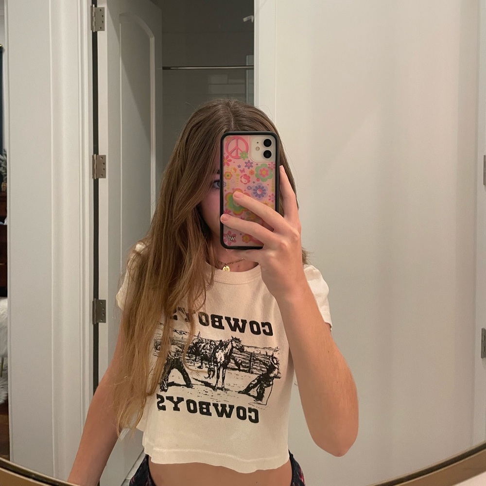 cowboys cropped brandy melville top!!
